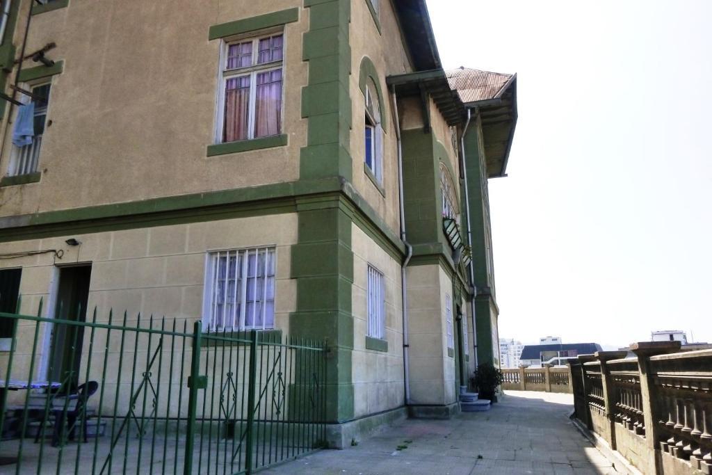 B&B Patrimonial Little Castle Винья-дель-Мар Экстерьер фото
